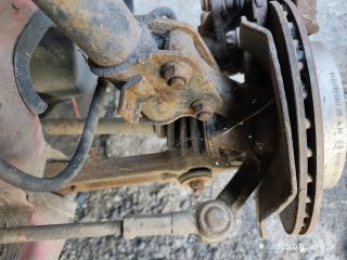 bontott SUZUKI WAGON R PLUS Jobb első Csonkállvány Kerékaggyal