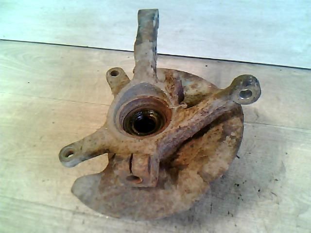 bontott SUZUKI WAGON R PLUS Jobb első Csonkállvány Kerékaggyal