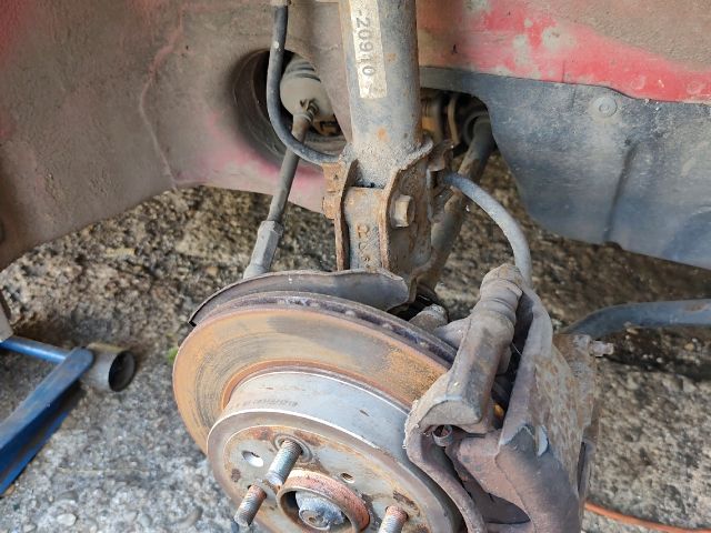 bontott SUZUKI WAGON R PLUS Jobb első Csonkállvány Kerékaggyal