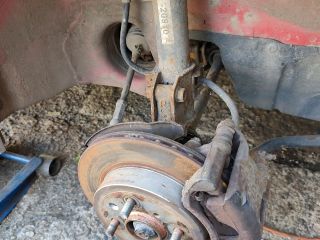 bontott SUZUKI WAGON R PLUS Jobb első Csonkállvány Kerékaggyal