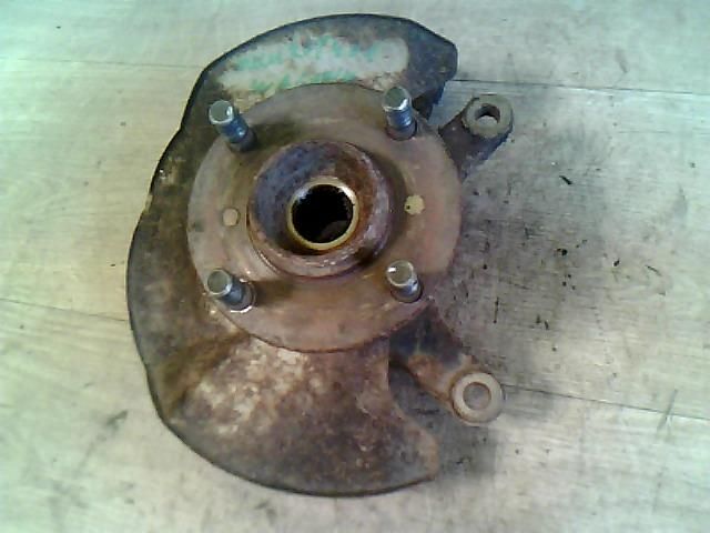 bontott SUZUKI WAGON R PLUS Jobb első Csonkállvány Kerékaggyal