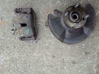 bontott SUZUKI WAGON R PLUS Jobb első Csonkállvány Kerékaggyal