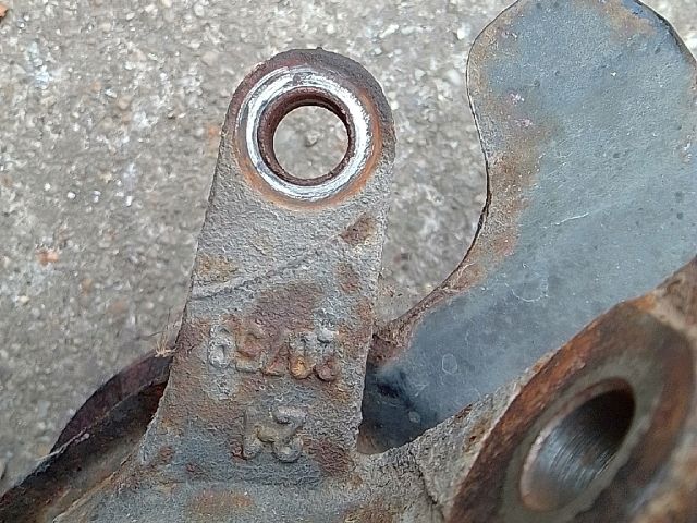 bontott SUZUKI WAGON R PLUS Jobb első Csonkállvány Kerékaggyal