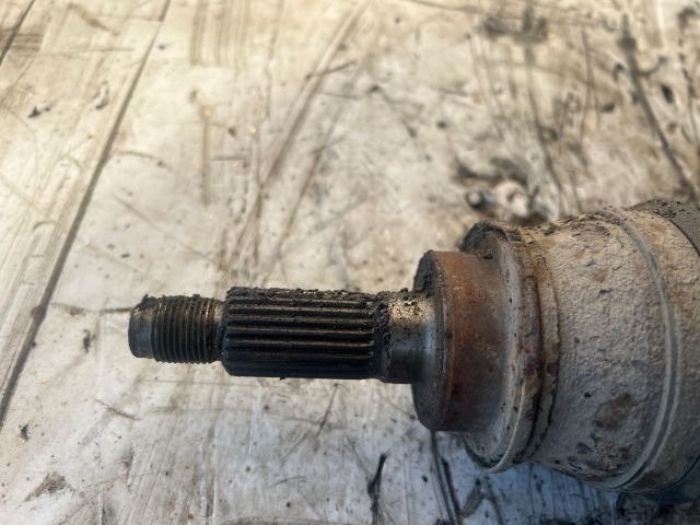 bontott SUZUKI WAGON R PLUS Jobb Féltengely