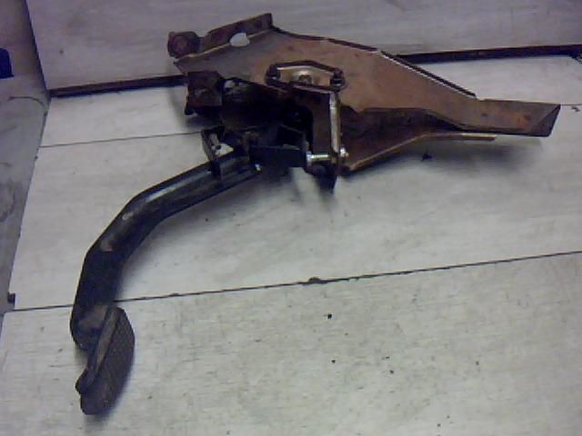 bontott SUZUKI WAGON R PLUS Kuplung Pedál