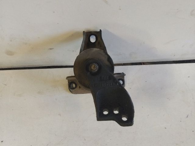 bontott SUZUKI WAGON R PLUS Motor Tartó Bak (Fém)