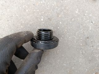 bontott SUZUKI WAGON R PLUS Olajbeöntő Sapka