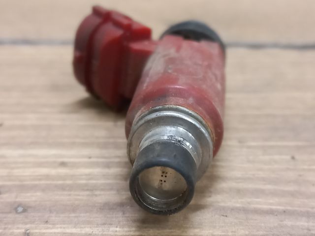 bontott SUZUKI WAGON R PLUS Porlasztó (1 db)