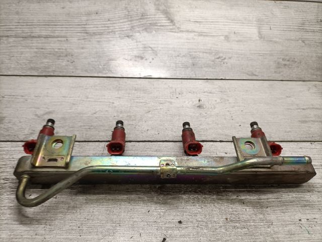 bontott SUZUKI WAGON R PLUS Porlasztó (1 db)