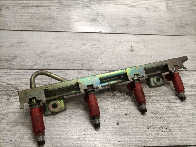 bontott SUZUKI WAGON R PLUS Porlasztó (1 db)