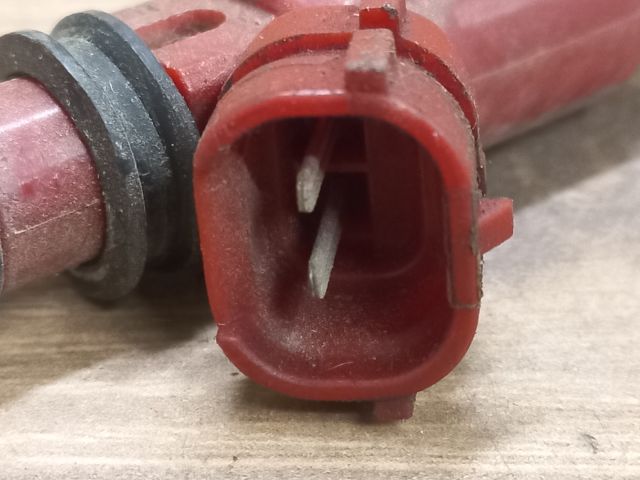 bontott SUZUKI WAGON R PLUS Porlasztó (1 db)