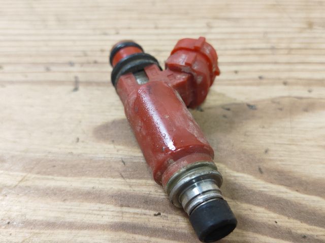 bontott SUZUKI WAGON R PLUS Porlasztó (1 db)