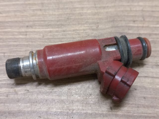 bontott SUZUKI WAGON R PLUS Porlasztó (1 db)