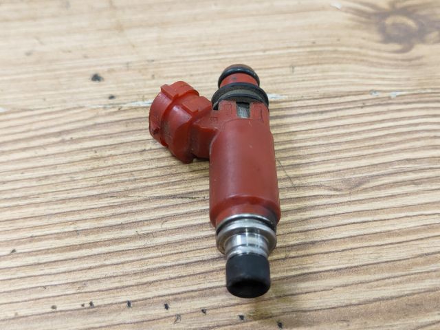 bontott SUZUKI WAGON R PLUS Porlasztó (1 db)