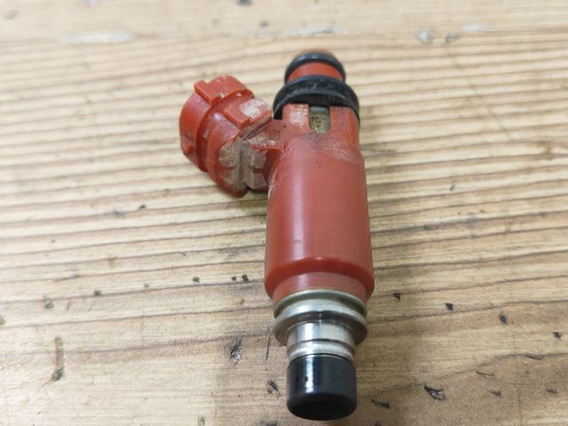 bontott SUZUKI WAGON R PLUS Porlasztó (1 db)