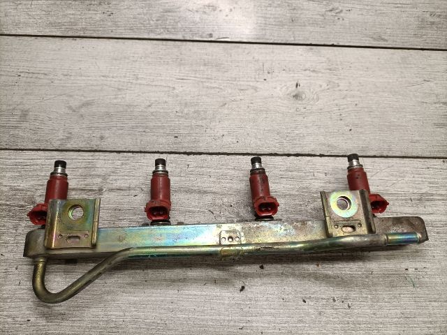 bontott SUZUKI WAGON R PLUS Porlasztó (1 db)