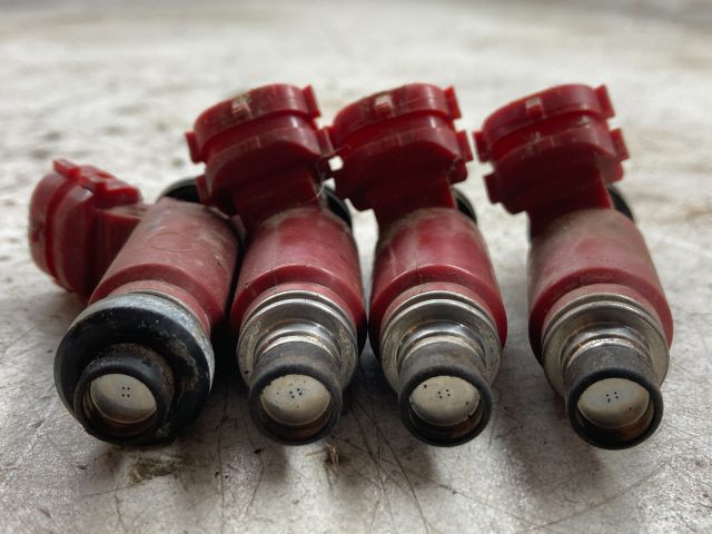 bontott SUZUKI WAGON R PLUS Porlasztó (1 db)