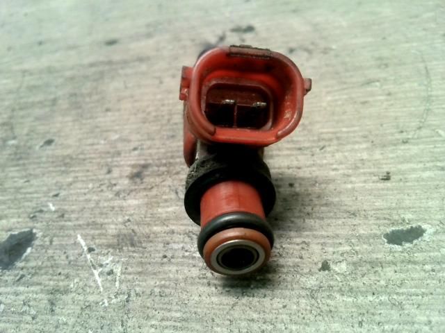 bontott SUZUKI WAGON R PLUS Porlasztó (1 db)