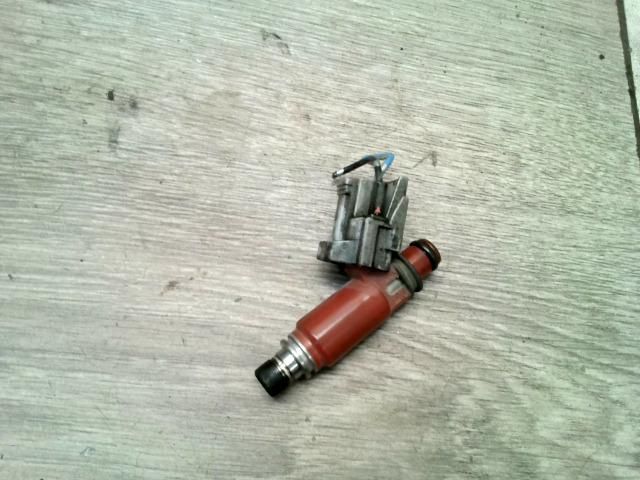 bontott SUZUKI WAGON R PLUS Porlasztó (1 db)