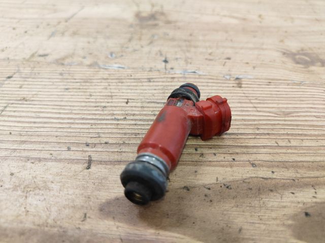 bontott SUZUKI WAGON R PLUS Porlasztó (1 db)