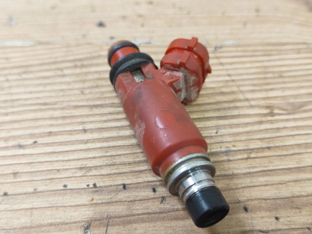 bontott SUZUKI WAGON R PLUS Porlasztó (1 db)