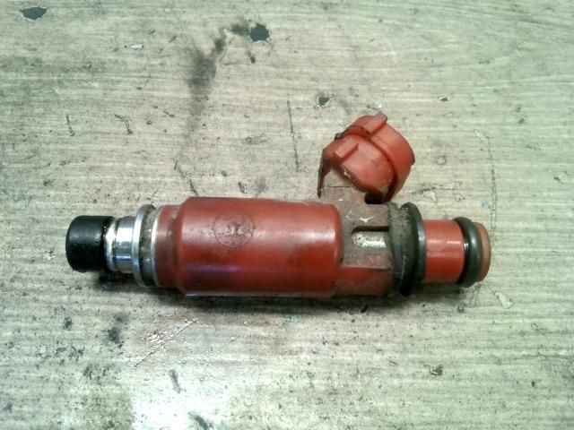 bontott SUZUKI WAGON R PLUS Porlasztó (1 db)