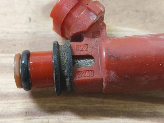 bontott SUZUKI WAGON R PLUS Porlasztó (1 db)