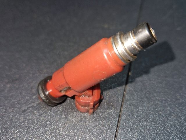 bontott SUZUKI WAGON R PLUS Porlasztó (1 db)