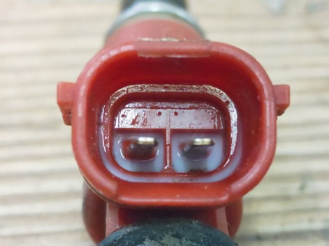 bontott SUZUKI WAGON R PLUS Porlasztó (1 db)