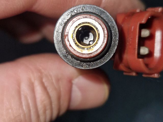 bontott SUZUKI WAGON R PLUS Porlasztó (1 db)