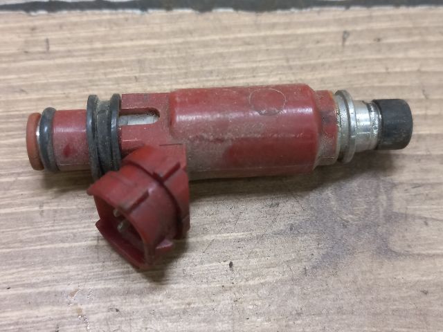 bontott SUZUKI WAGON R PLUS Porlasztó (1 db)