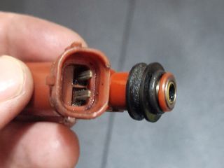 bontott SUZUKI WAGON R PLUS Porlasztó (1 db)