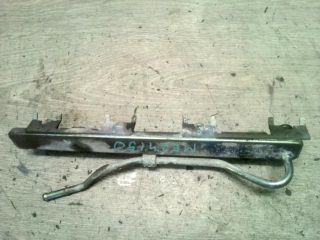 bontott SUZUKI WAGON R PLUS Porlasztó Sor / Híd