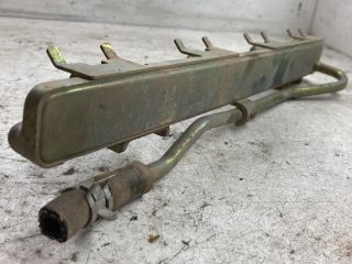 bontott SUZUKI WAGON R PLUS Porlasztó Sor / Híd