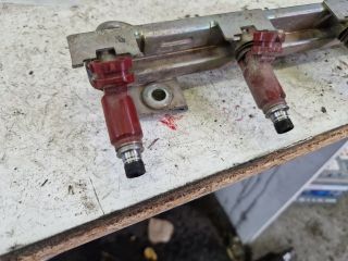 bontott SUZUKI WAGON R PLUS Porlasztó Sor / Híd