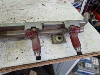 bontott SUZUKI WAGON R PLUS Porlasztó Sor / Híd