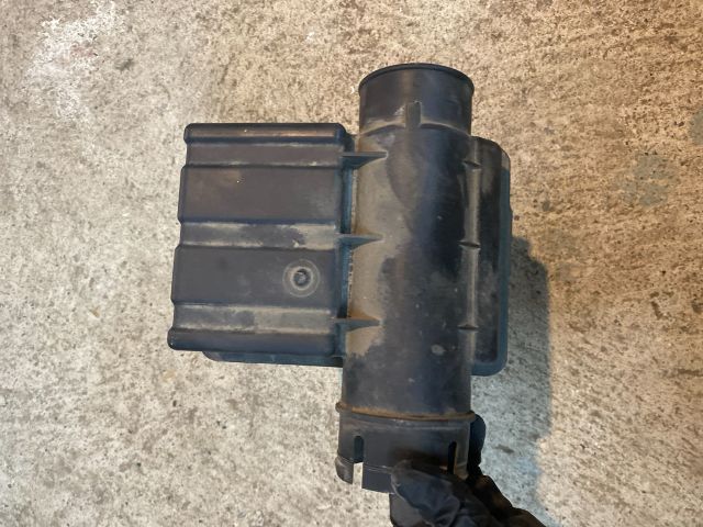 bontott SUZUKI WAGON R PLUS Rezonátor