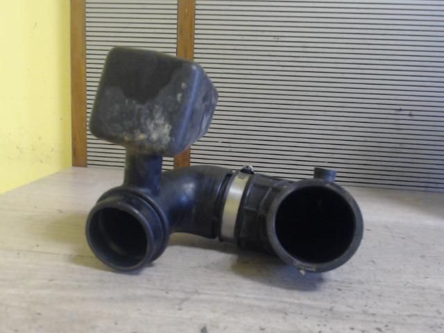 bontott SUZUKI WAGON R PLUS Szívó Cső