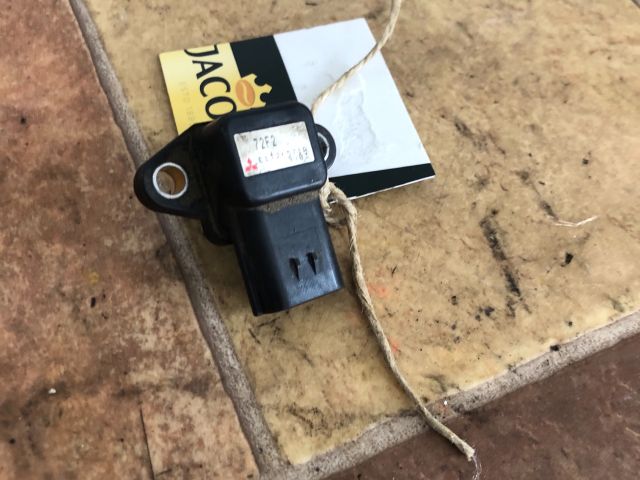 bontott SUZUKI WAGON R PLUS Szívócső Nyomásérzékelő