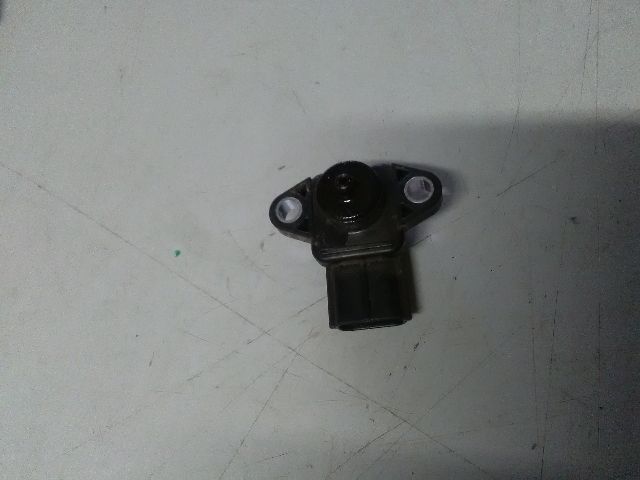 bontott SUZUKI WAGON R PLUS Szívócső Nyomásérzékelő