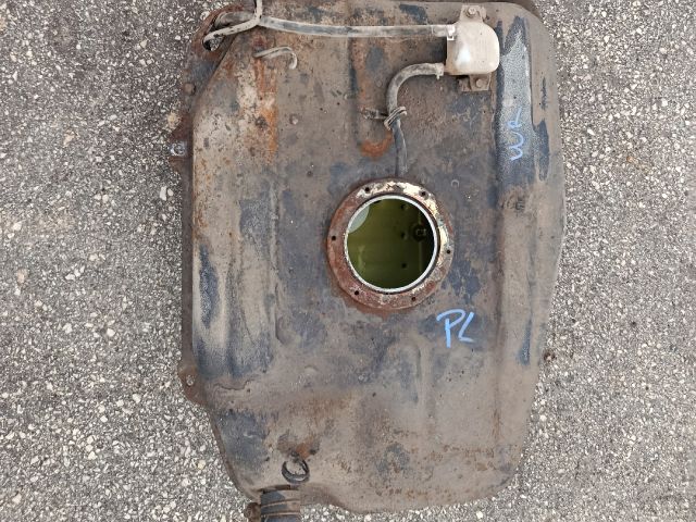 bontott SUZUKI WAGON R PLUS Tank