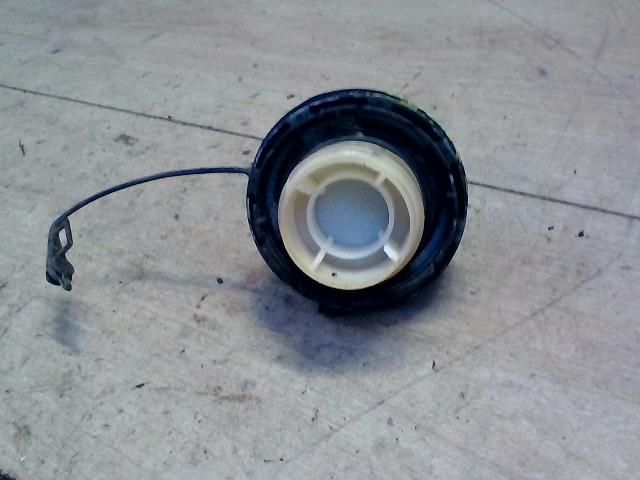 bontott SUZUKI WAGON R PLUS Tanksapka