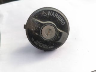 bontott SUZUKI WAGON R PLUS Tanksapka