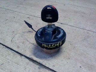 bontott SUZUKI WAGON R PLUS Tanksapka