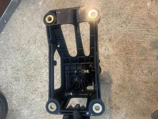 bontott SUZUKI WAGON R PLUS Váltó Kulissza