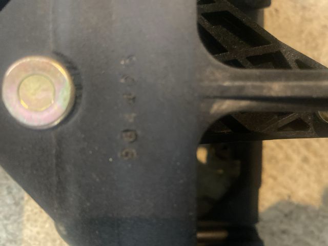 bontott SUZUKI WAGON R PLUS Váltó Kulissza