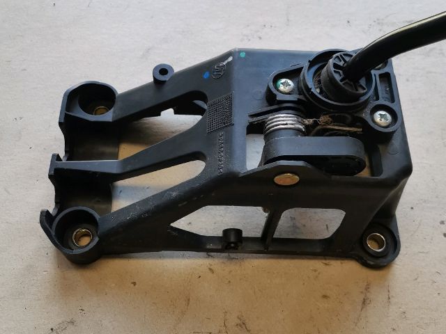 bontott SUZUKI WAGON R PLUS Váltó Kulissza