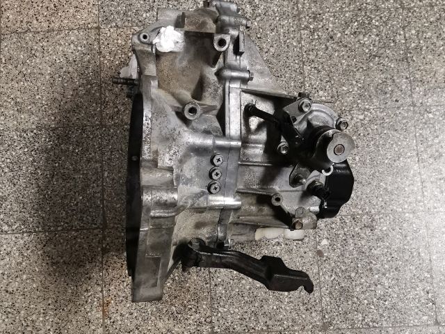 bontott SUZUKI WAGON R PLUS Váltó (Mechanikus)