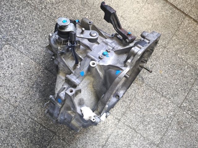 bontott SUZUKI WAGON R PLUS Váltó (Mechanikus)