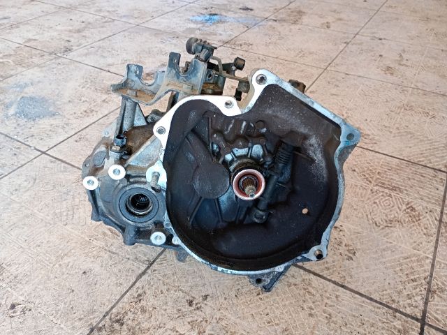 bontott SUZUKI WAGON R PLUS Váltó (Mechanikus)